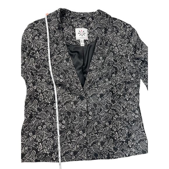 QVC Isaac Mizrahi Live! Super Stretch Woven Jacquard Blazer NWOT BLACK SIZE 10 - Picture 9 of 9